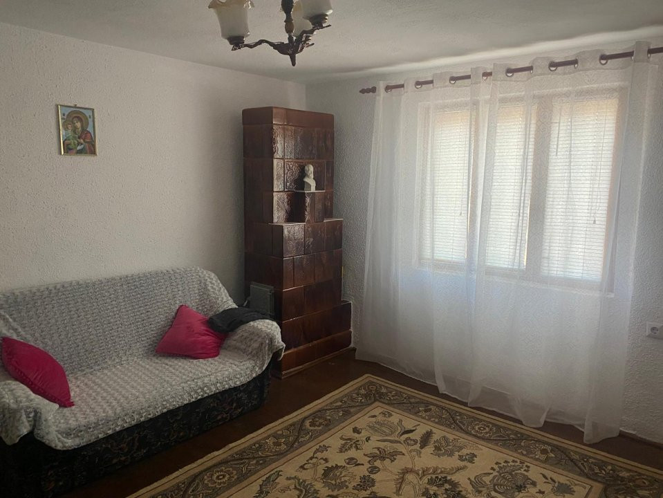 Ofertă! Casă + teren de vânzare la Șomanești, județul Gorj