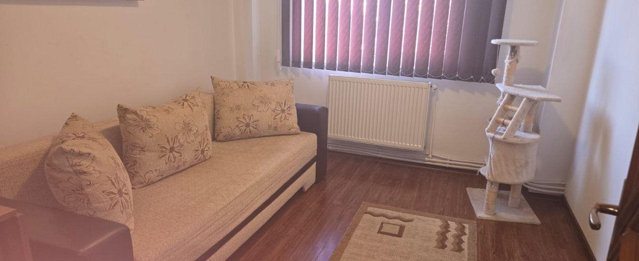 Apartament 4 camere etaj 3