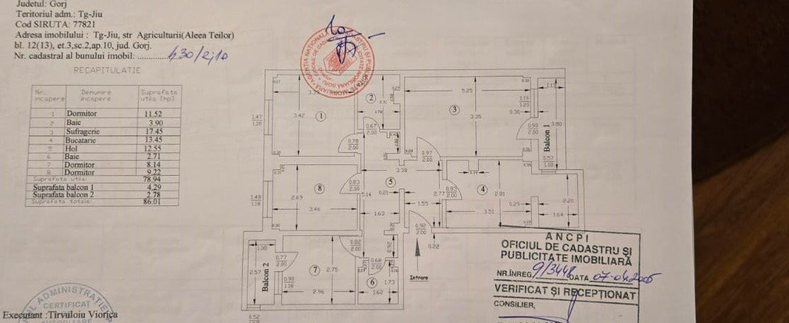 Apartament 4 camere etaj 3