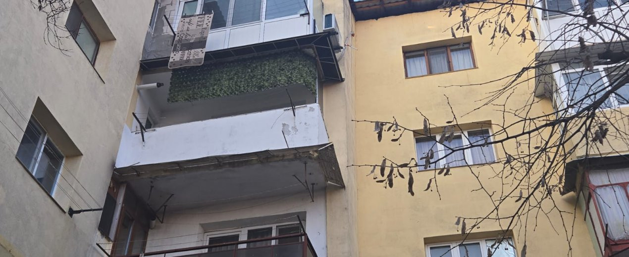 Apartament 4 camere etaj 3