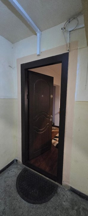 Apartament 4 camere etaj 3
