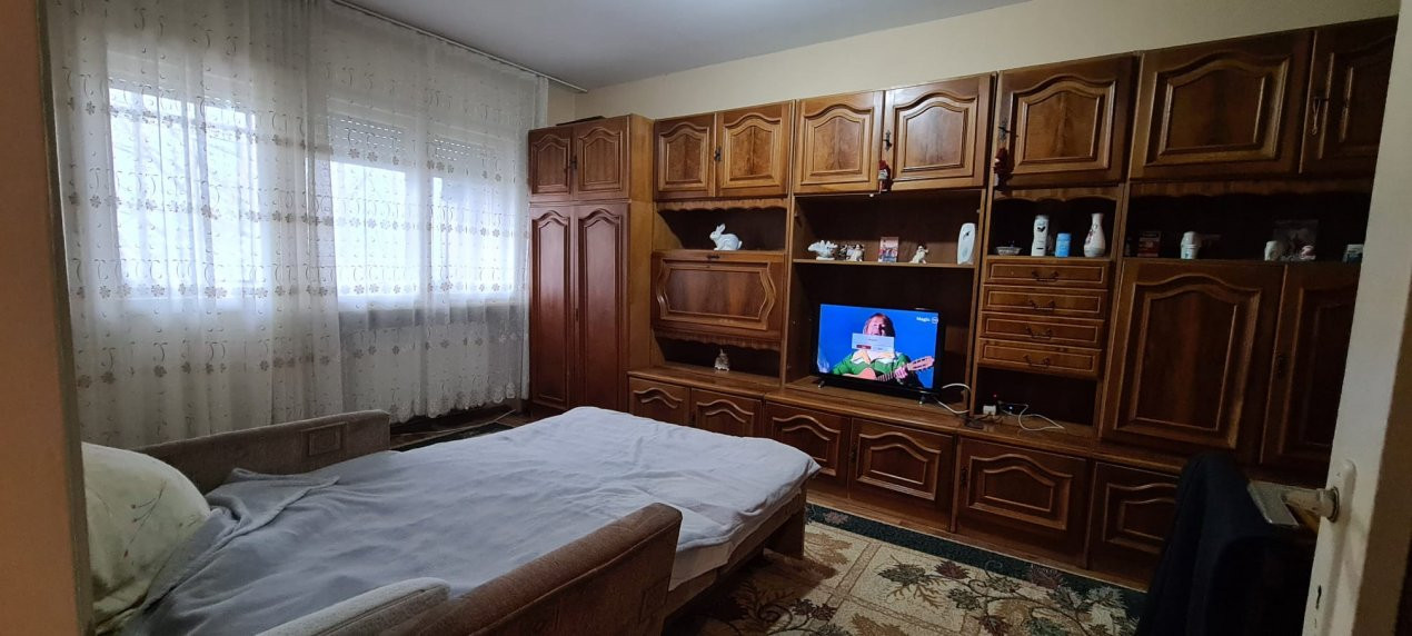 De vânzare Apartament 3 camere Mircești