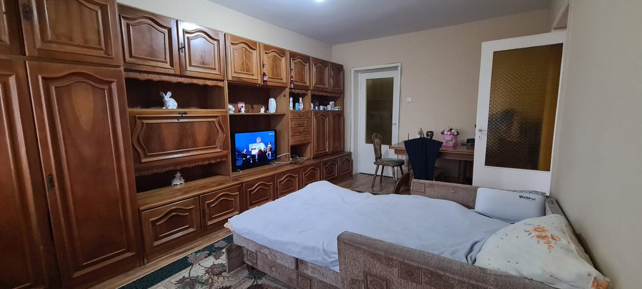 De vânzare Apartament 3 camere Mircești