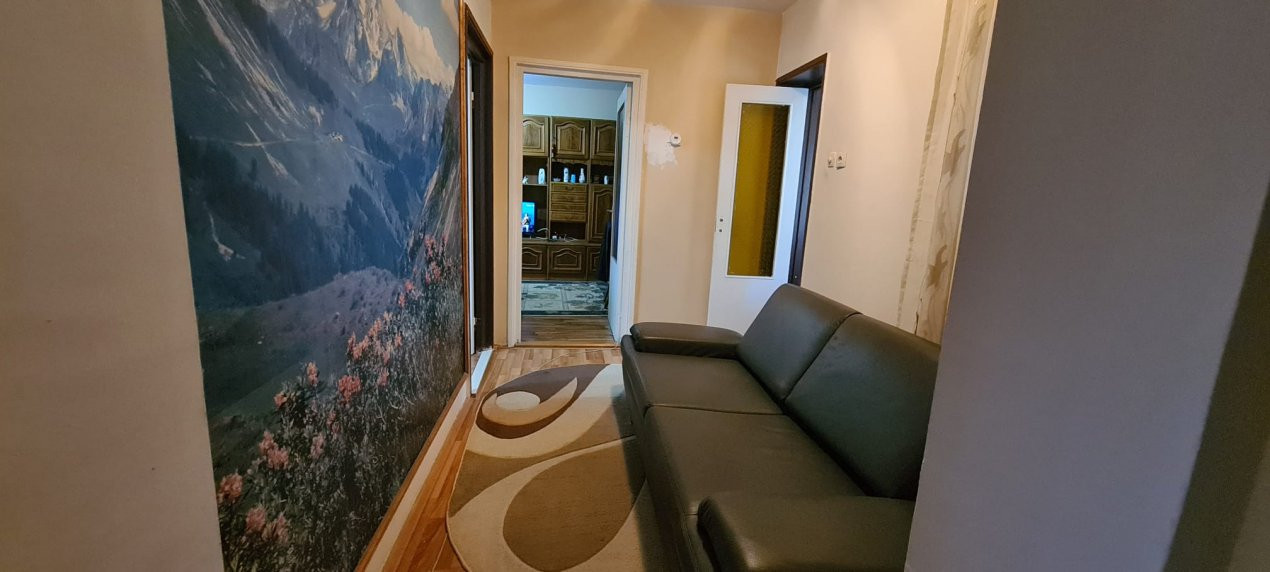 De vânzare Apartament 3 camere Mircești