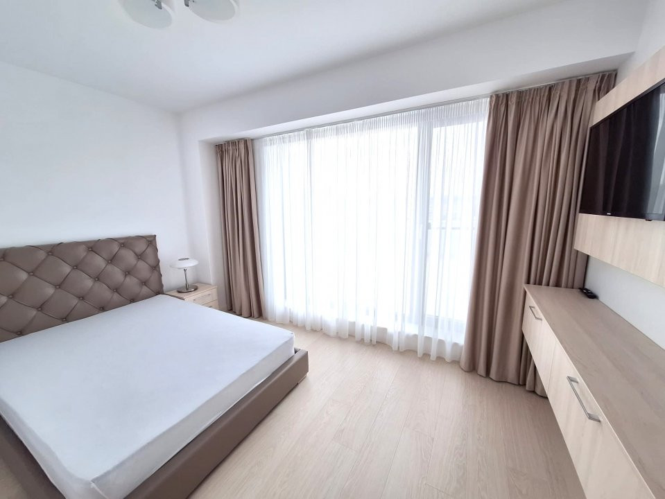 De Inchiriat Penthouse unicat in Pitesti-Parcare Subterană