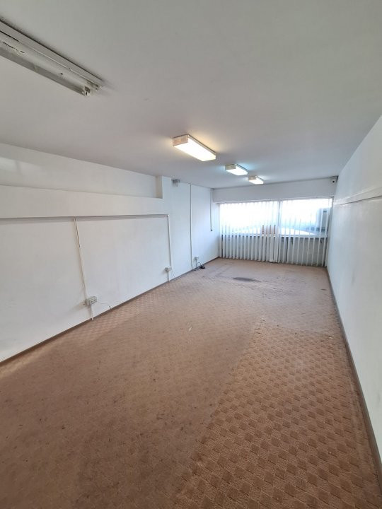 Spatiu comercial 22 mp Ultracentral, etaj 1, intrare prin spate