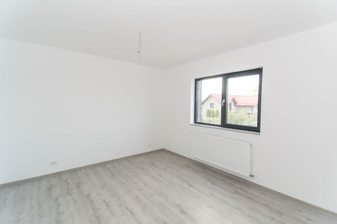Vila deosebita 4 camere in Mioveni - Comision 0%