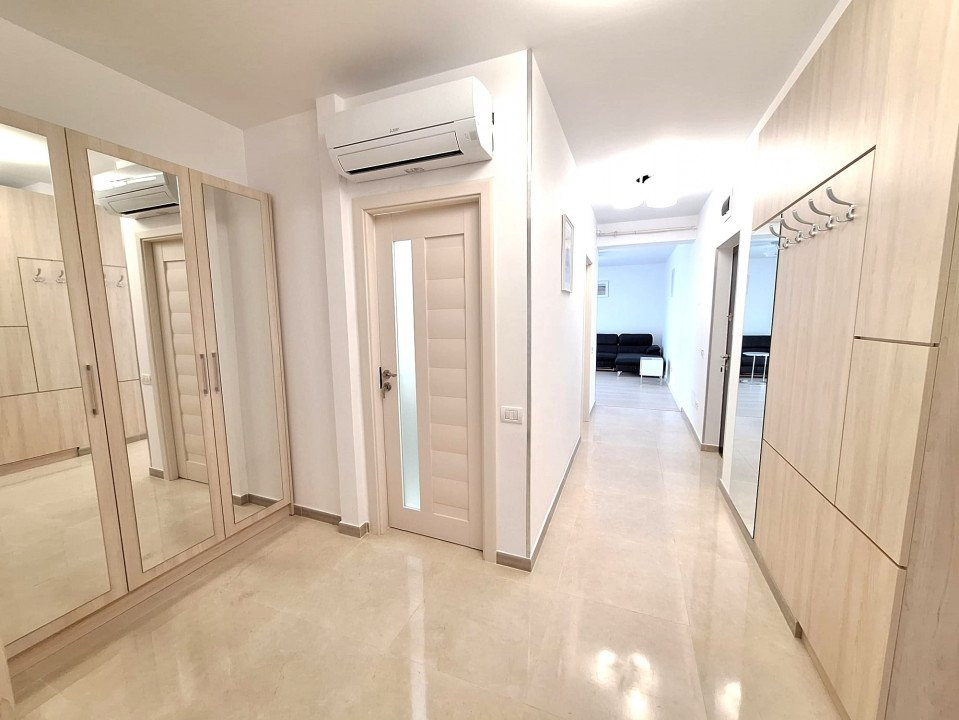 De Inchiriat Penthouse unicat in Pitesti-Parcare Subterană