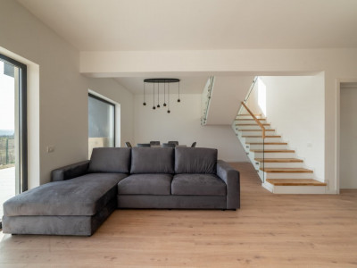 Casa noua, moderna, Micesti Arges Comision 0