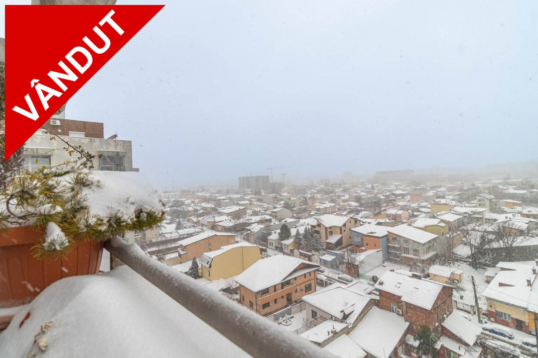 Penthouse Rose Garden cu 4 anotimpuri, 3 camere 
