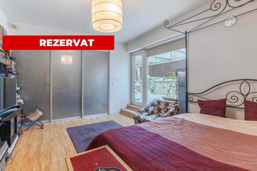 Penthouse Rose Garden cu 4 anotimpuri, 3 camere 