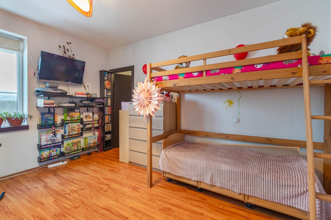 Penthouse Rose Garden cu 4 anotimpuri, 3 camere 