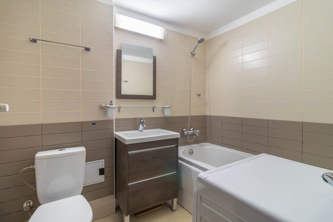 Penthouse Rose Garden cu 4 anotimpuri, 3 camere 