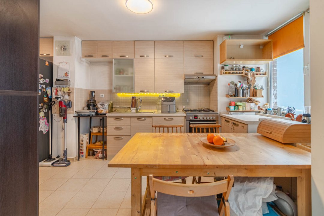 Penthouse Rose Garden cu 4 anotimpuri, 3 camere 