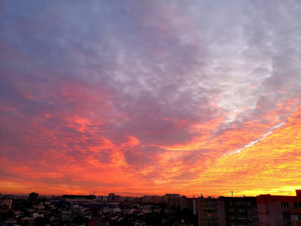Penthouse Rose Garden cu 4 anotimpuri, 3 camere 