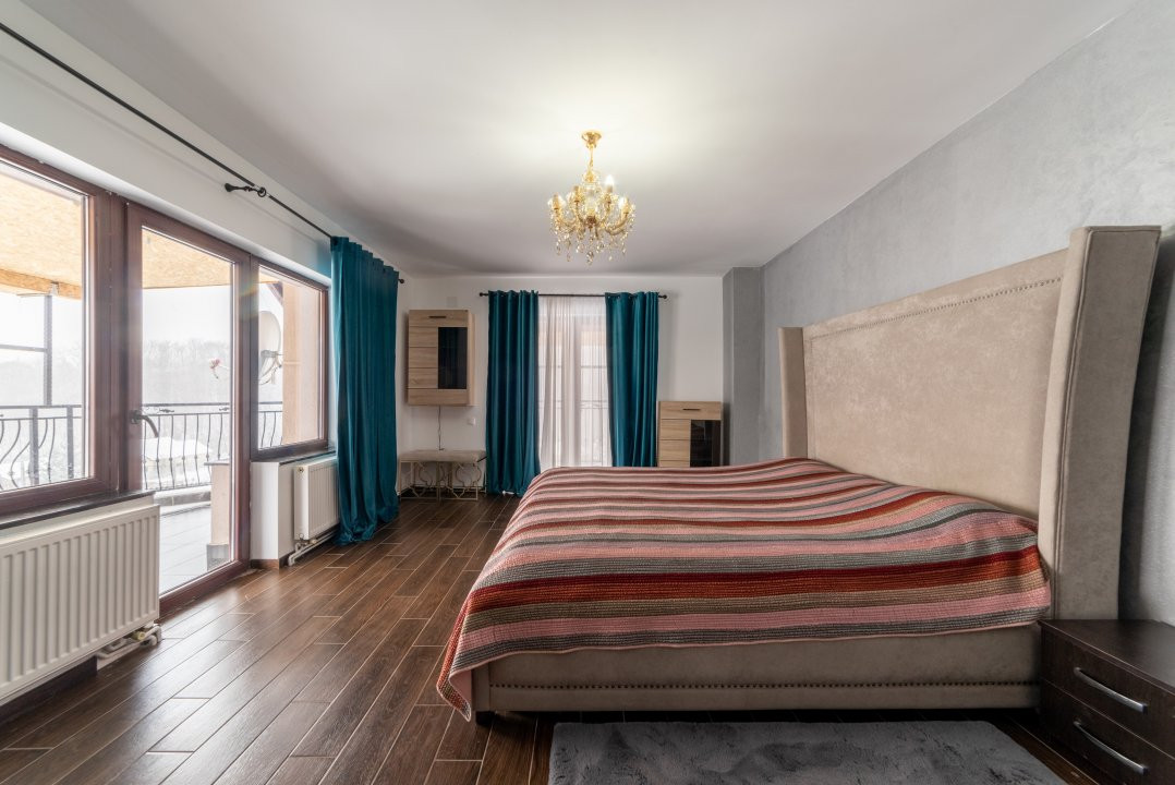 Casa imbratisata de padure - Valea Ursului, Bascov