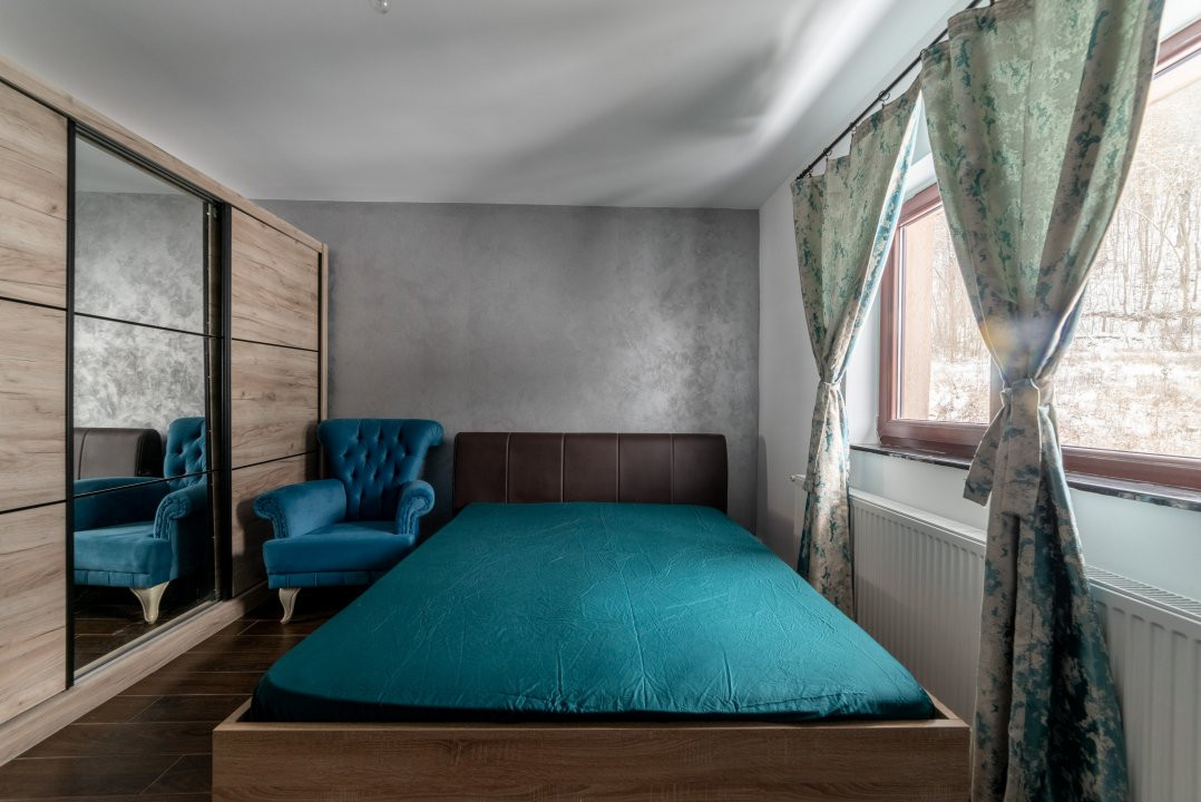 Casa imbratisata de padure - Valea Ursului, Bascov