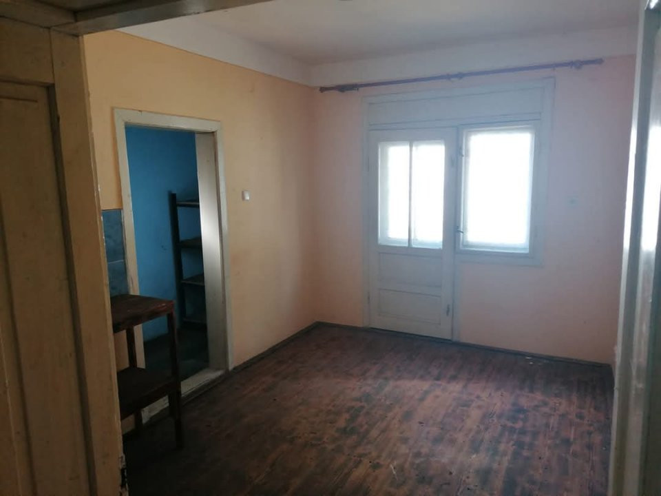 De Vânzare Casa/Oportunitate Comercială