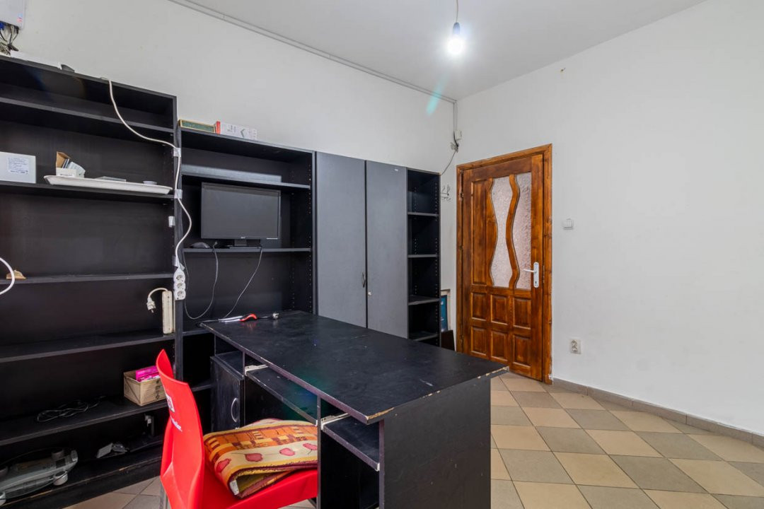 Spațiu Comercial de Închiriat – Vizibilitate Maximă!