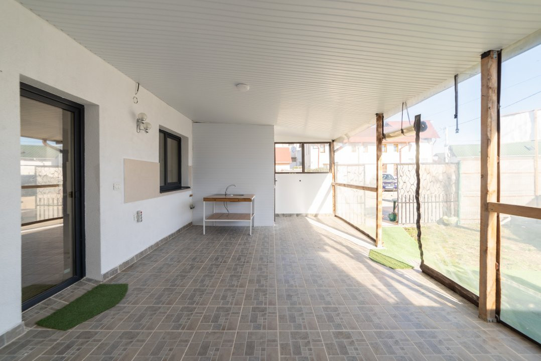 Apartament 3 camere cu terasa și curte!!!!