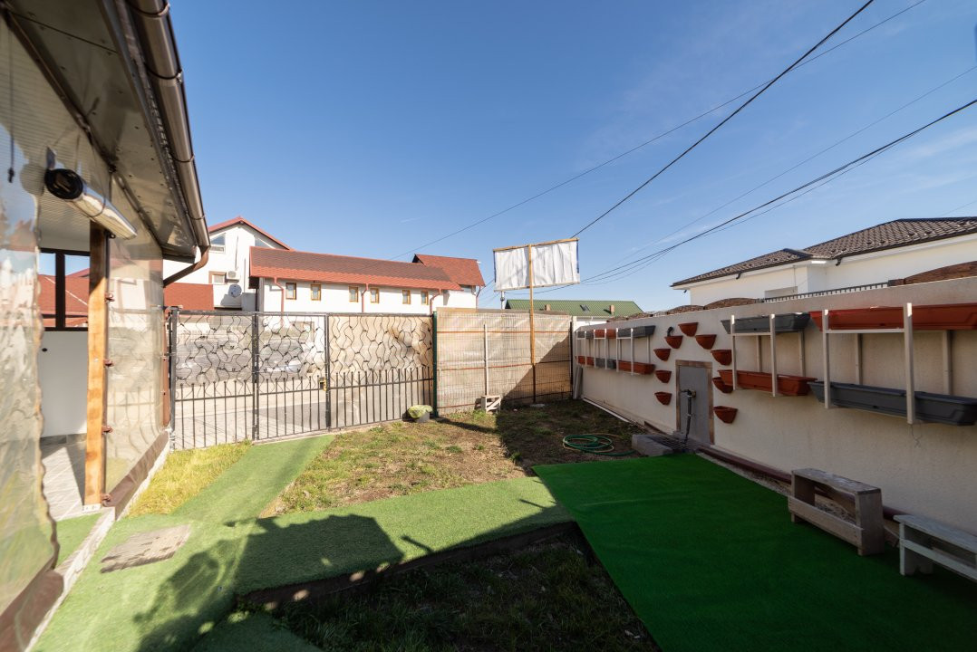 Apartament 3 camere cu terasa și curte!!!!