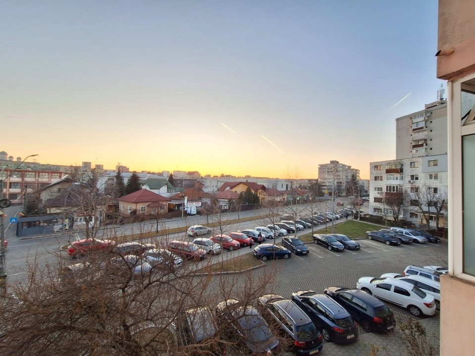 Apartament 4 camere Exercitiu-Bibescu, Etaj 2, centrala termica