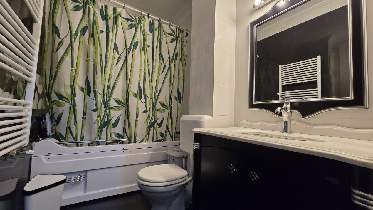 Apartament spatios de 4 camere.