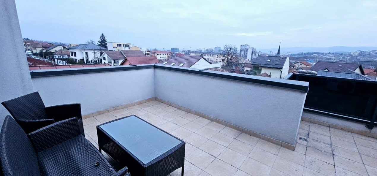 Duplex  modern,luminos-confort,spatiu si priveliste superba