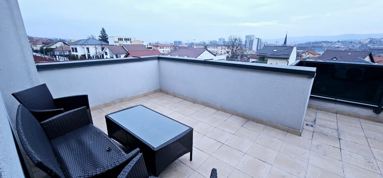 Duplex  modern,luminos-confort,spatiu si priveliste superba
