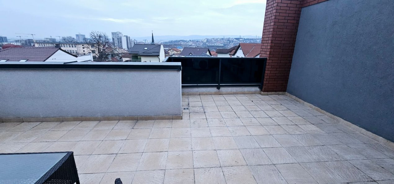 Duplex  modern,luminos-confort,spatiu si priveliste superba