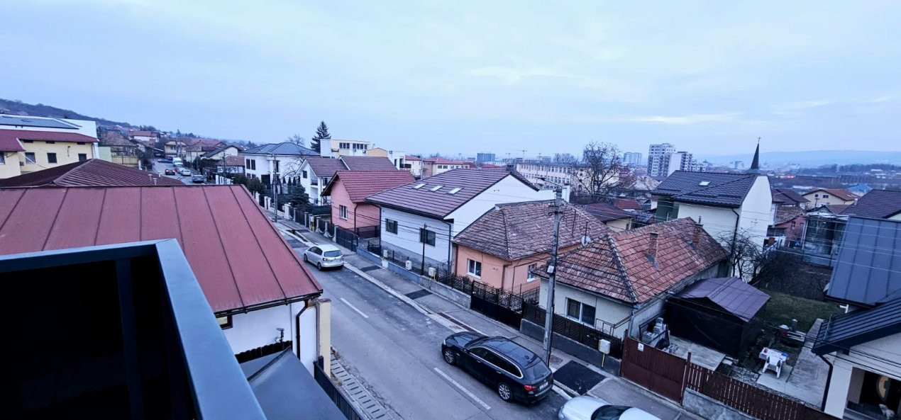 Duplex  modern,luminos-confort,spatiu si priveliste superba