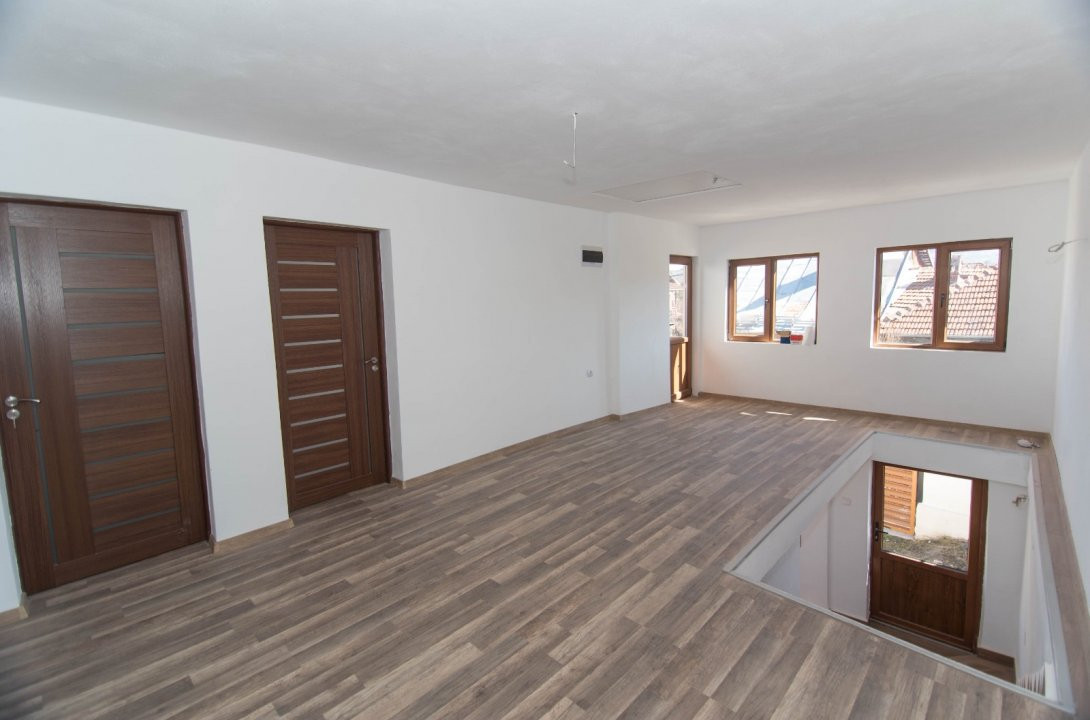 Casa de vanzare in Campulung Muscel - Zona centrala, langa Spitalul Municipal