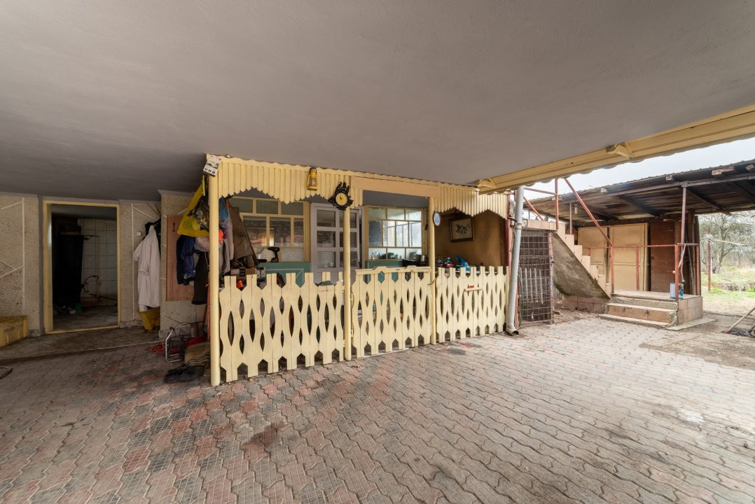 0% Comision !!  CASA CU   LAC SI PRIVELISTE  SUPERBA SPRE PADURE 