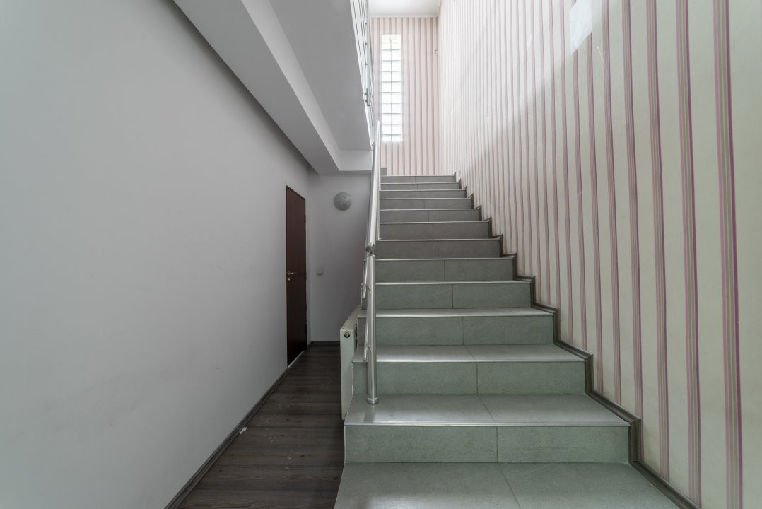 Casa P+3E+M cu spatiu comercial - ultracentral Pitesti