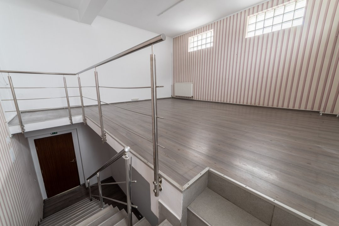 Casa P+3E+M cu spatiu comercial - ultracentral Pitesti