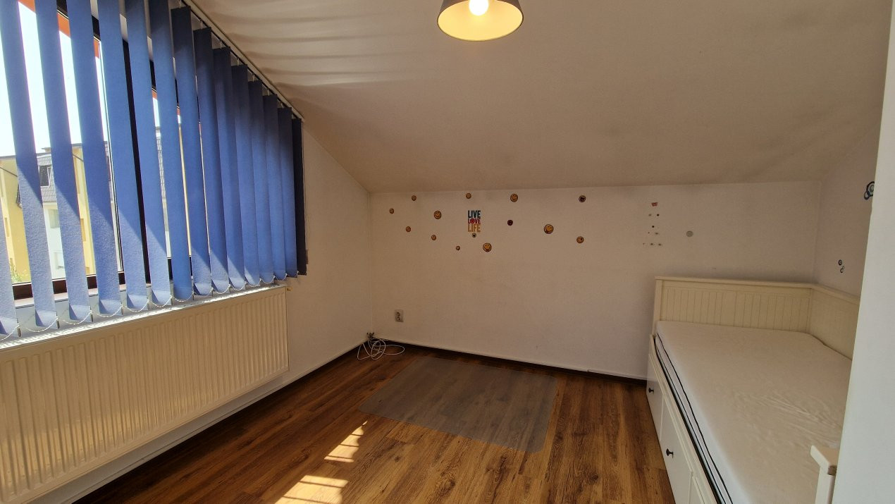 Apartament de 3 camere, gata de mutare! 