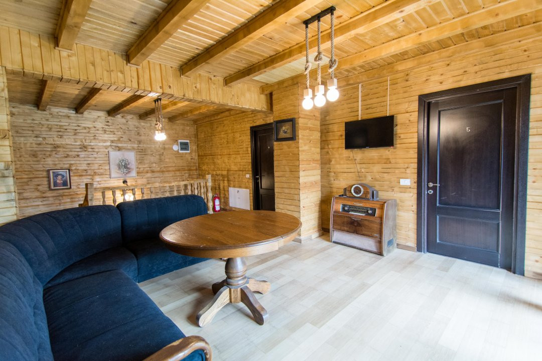 0% Comision! Pensiune sau afacere la cheie in Loc. Nucsoara, jud. Arges.