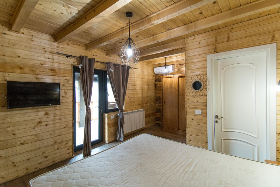 0% Comision! Pensiune sau afacere la cheie in Loc. Nucsoara, jud. Arges.