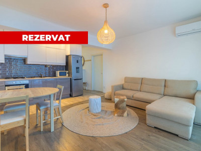 Apartament 3 camere de închiriat 