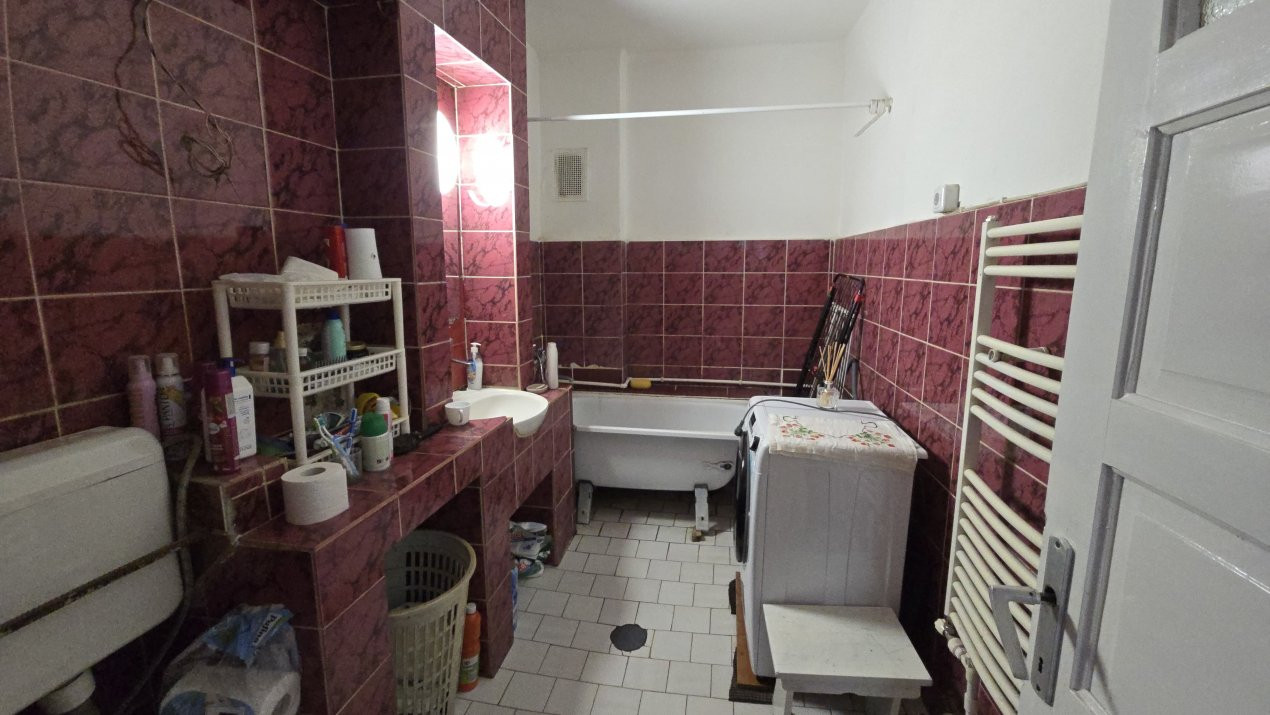 De vanzare casa spatioasa cu gradina zona Baritiu