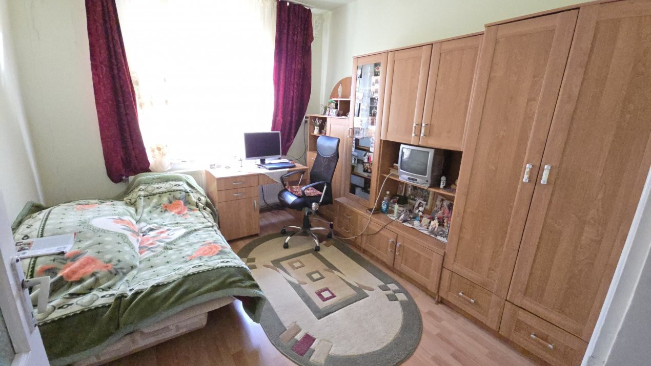 De vanzare casa spatioasa cu gradina zona Baritiu