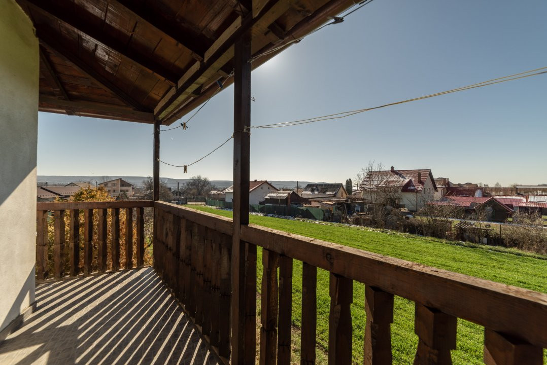 0% Comision ! CASA  ARGESELU  parter +etaj !