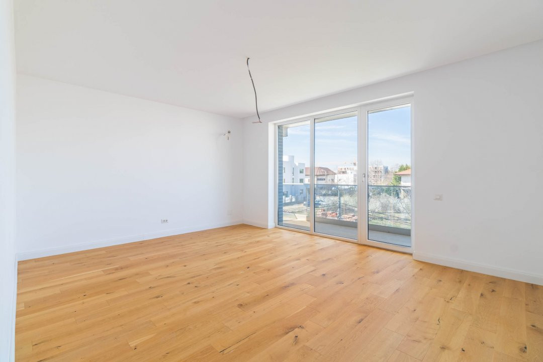 Apartament 3 camere Sisesti - vedere catre lac