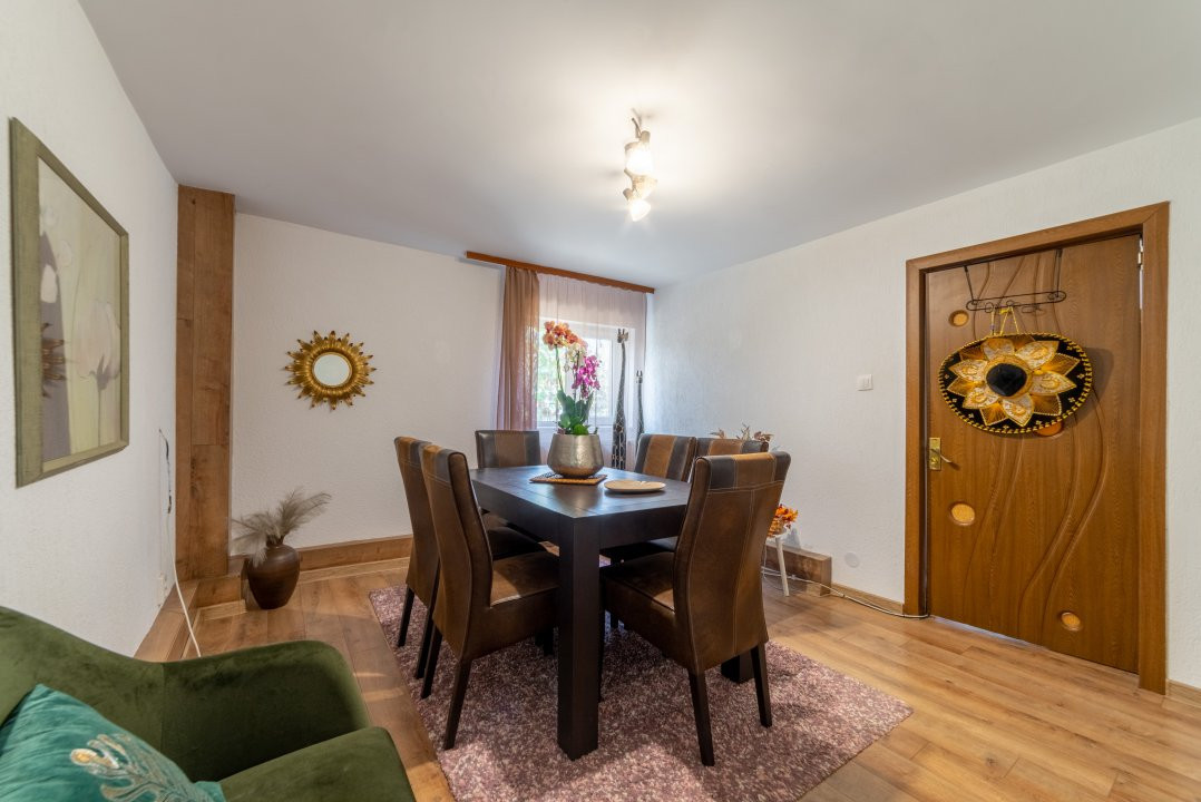 Casa Topoloveni - curte si livada, 3000 mp teren