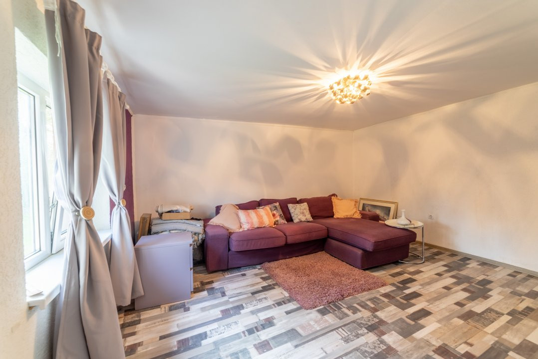 Casa Topoloveni - curte si livada, 3000 mp teren