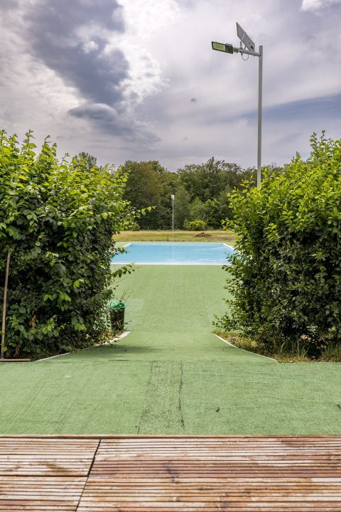 Afacere functionala - MOTEL si CAMPING cu terasa, piscina si lacuri pescuit