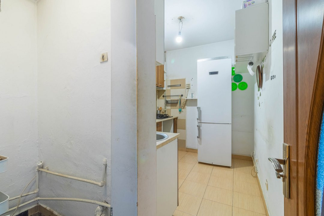 2 camere, etaj 5/7 pe Str. Toporasi cu loc de parcare