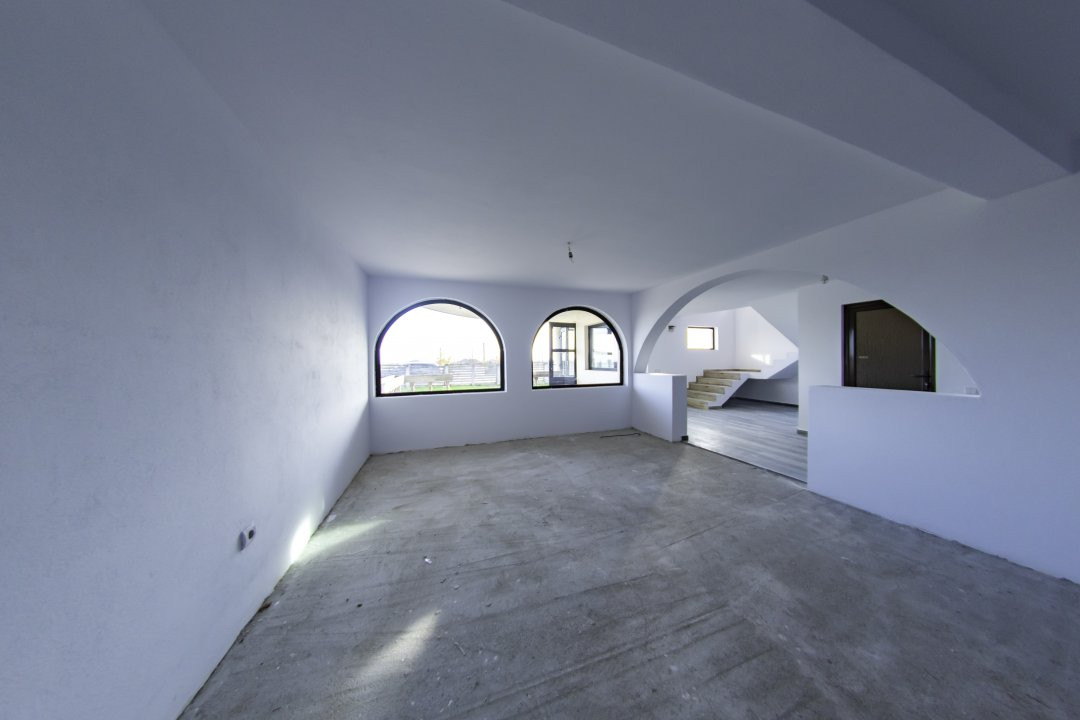 Casa Bradu - Str Scoartei (zona Primariei) - teren 400 mp