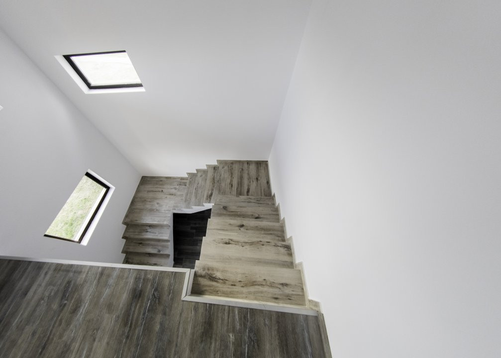 Casa Bradu - Str Scoartei (zona Primariei) - teren 400 mp