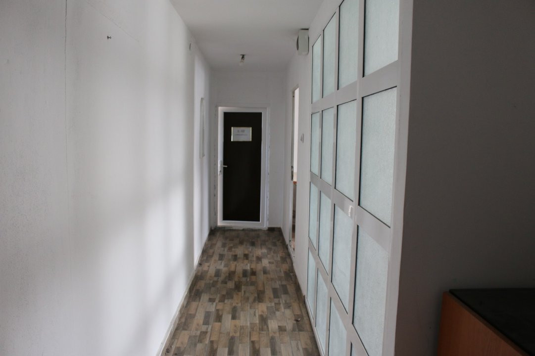 Spațiu de închiriat în Târgu Jiu – Ideal pentru birouri/producție!